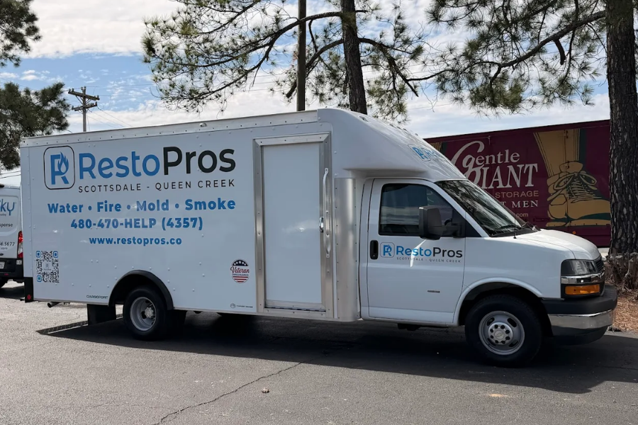 image of a restopros scottsdale truck parked