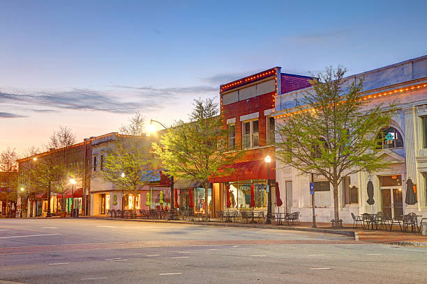 image of marietta downtown