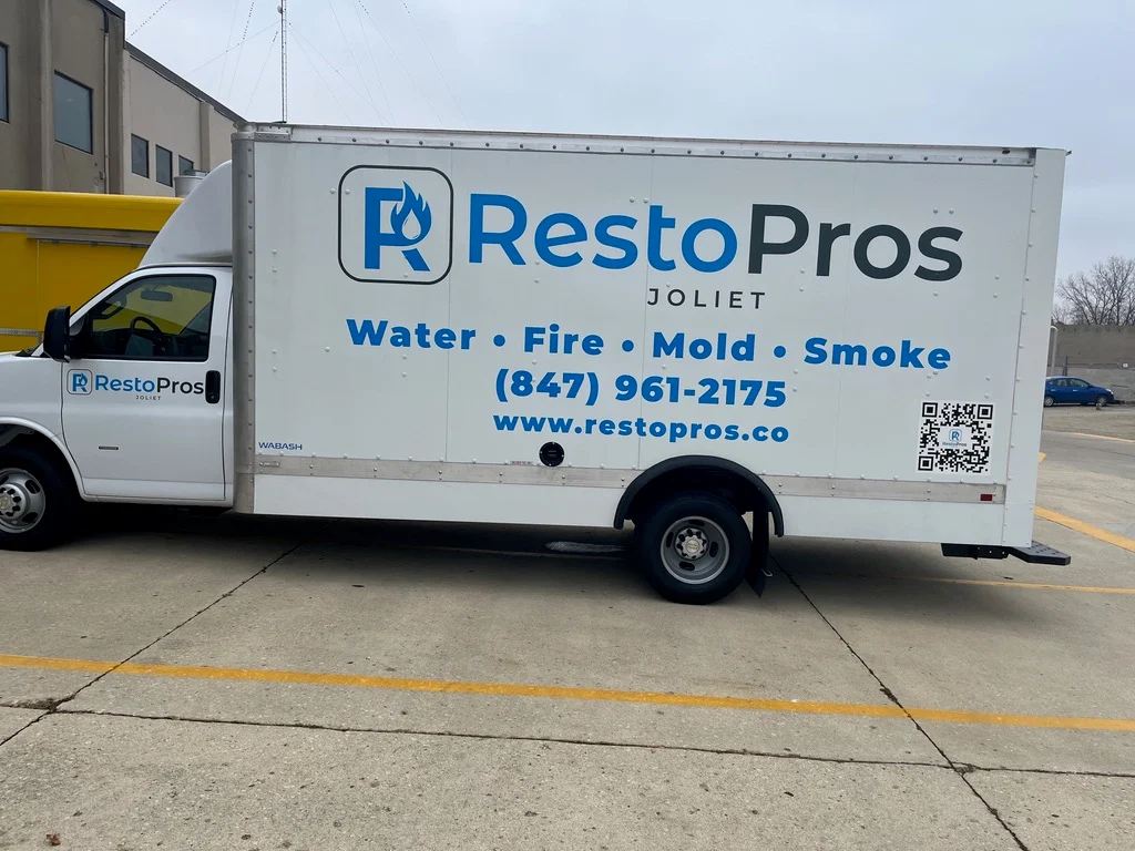 Restopros of Joliet truck