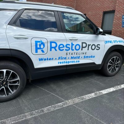 Photo of side of Restopros vechile