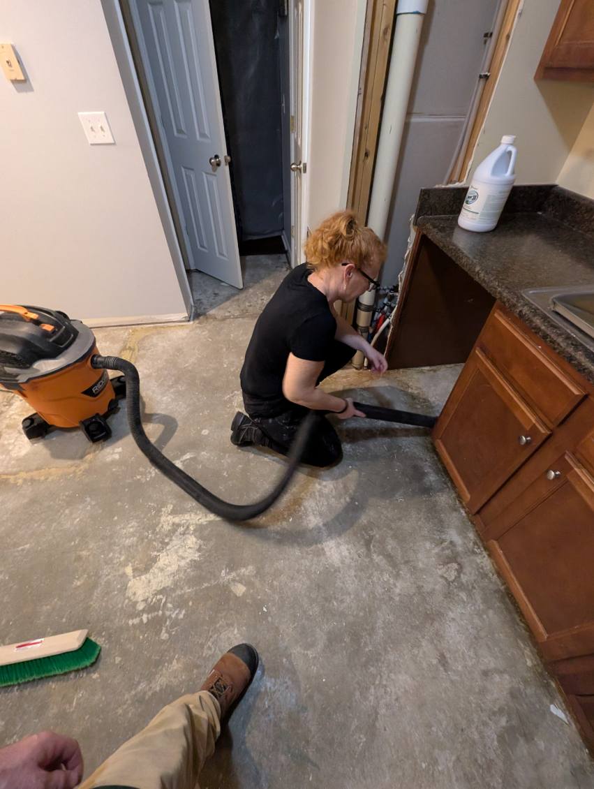 sandhills-worker