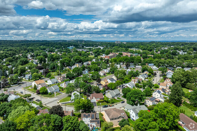 Essex-Clifton-Paterson